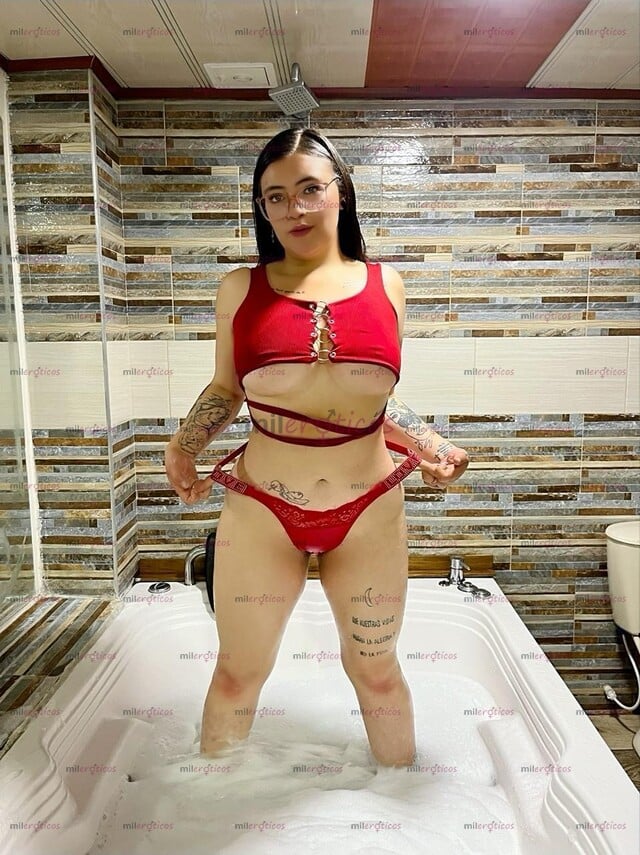 FOTOS DE HERMOSA JOVENCITA RICA APRETADITA NALGONA MUY COMPLACIENTE 20 AÑITOS DISPONIBLE