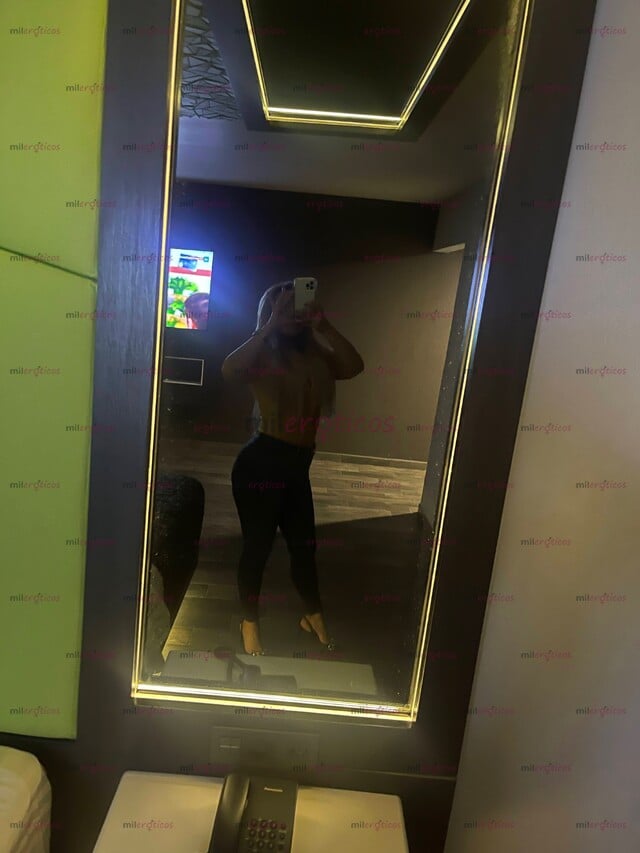 FOTOS DE BELLISIMA, CUERPO NATURAL Y MUY CACHONDA, TODO UN ENCANTO!!!