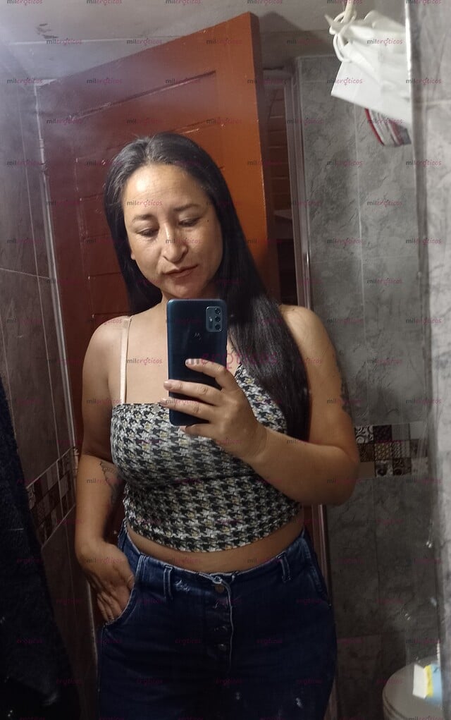 FOTOS DE MUJER DESEOSA DE DARTE PLACER Y COMPLACER TUS DESEOS E INSTINTOS CARNALES
