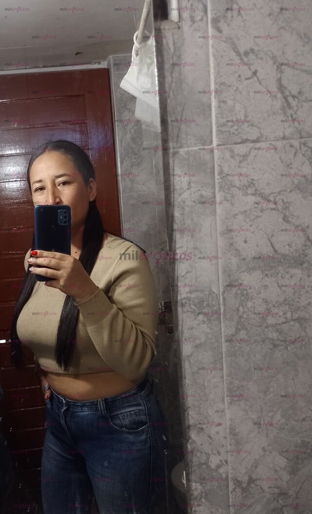 FOTOS DE MUJER DESEOSA DE DARTE PLACER Y COMPLACER TUS DESEOS E INSTINTOS CARNALES