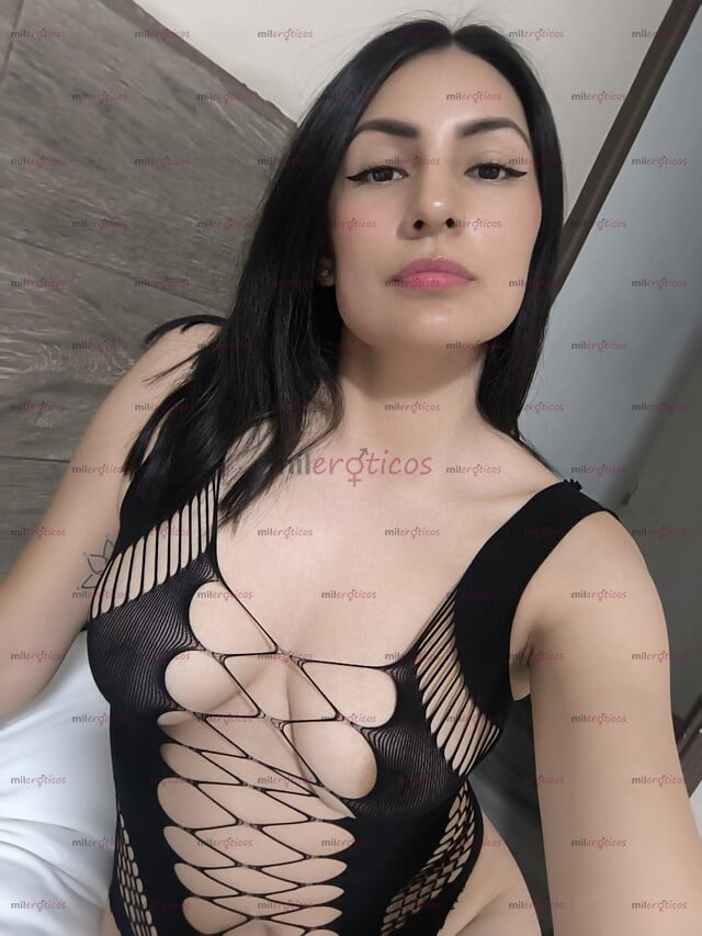 FOTOS DE HERMOSA CHICA NATURAL INDEPENDIENTE EN SENDERO CON LUGAR AGENDA CITA