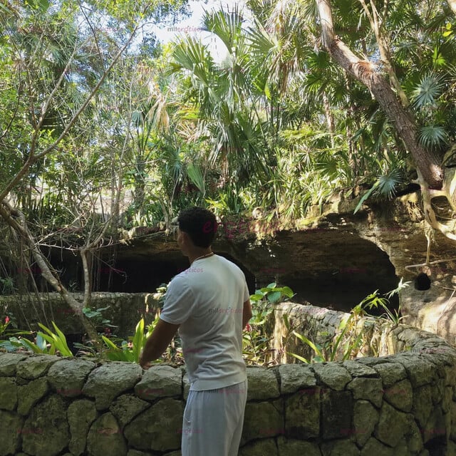 FOTOS DE JOVEN CUBANO VIVIENDO EN CANCÚN BUSCA SALIR ADELANTE E