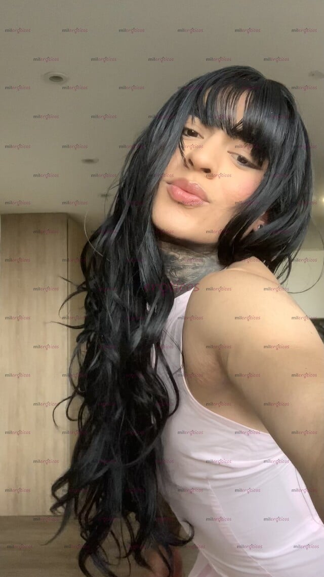 FOTOS DE ALANA 20 CM GRUESA ACTIVA PASIVA CON SITIO PRIVADO