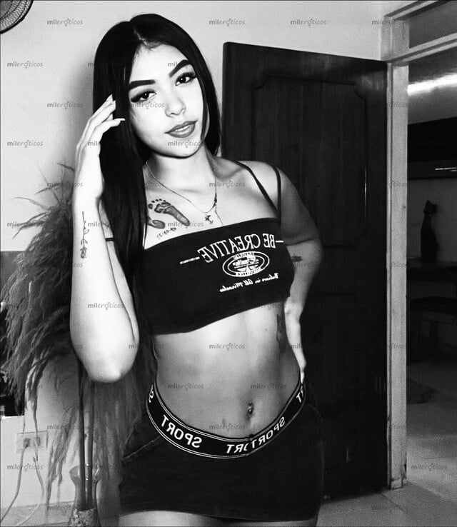 FOTOS DE 18 AÑOS OJO NUEVA MODELO NUEVA EN LA CIUDAD UNA HERMOSA MODELO COMPLACIENTE