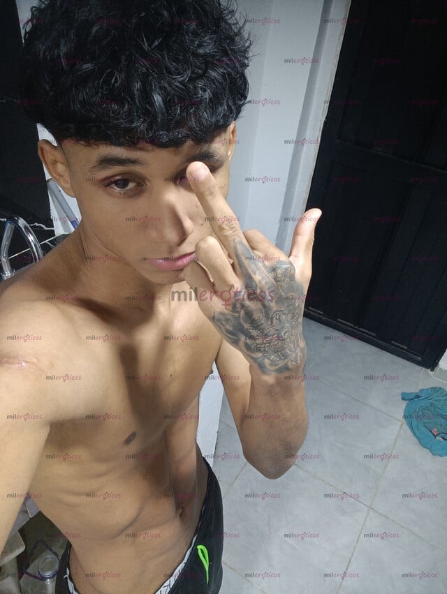 FOTOS DE FLAQUITO BIEN RICO NO TENGO SITIO SOLO ACTIVO HABLENME SI LA QUIEREN PASAR RICO