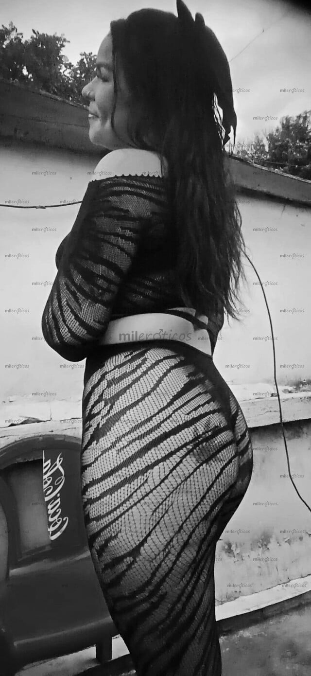 FOTOS DE VALERIA CHICA ACTIVA HOT CON MUCHO ACTITUD Y SERIEDAD