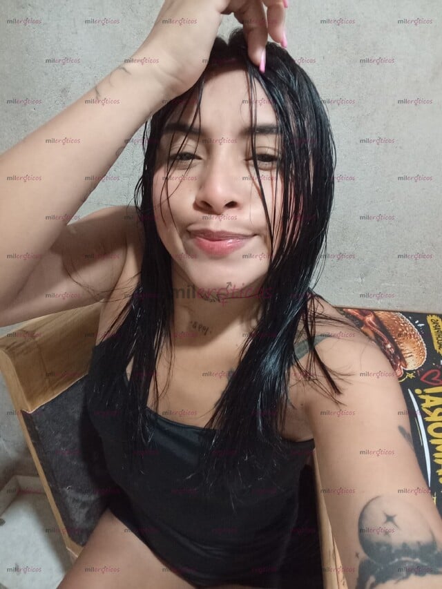 FOTOS DE HOLA MI NOMBRE ES SOFÍA UNA LINDA PELI NEGRA MUY COMPLACIENTE