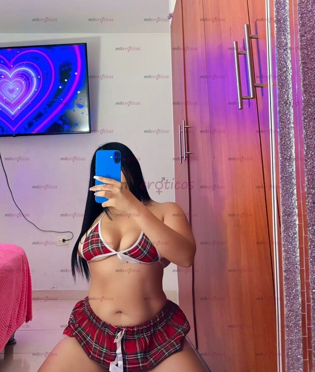 FOTOS DE NATHALIA 20 DIVINA SCORT HORA $90.000 CARIÑOSA,APASIONADA CON TRATO DE NOVIO