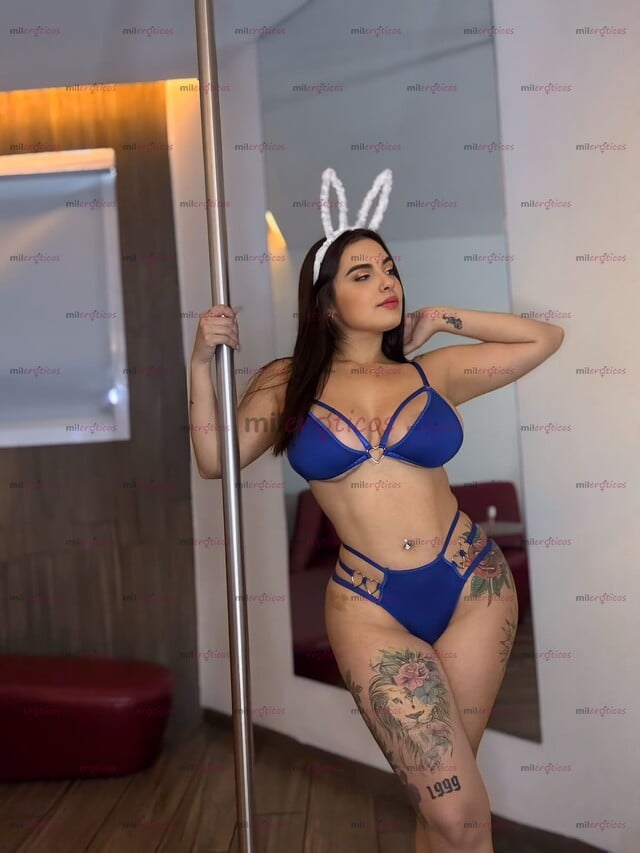 FOTOS DE ÚLTIMOS 2 DIAS MI AMOR, PAPASITO RICO, SOY TU FANTASÍA, COLOMBIANA, CON LUGAR.