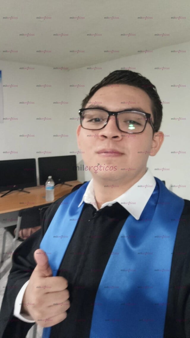 FOTOS DE JOVEN INTERESADO EN BUSCAR MUJERES QUE OCUPEN COMPAÑIA, TE LA PASARÁS BIEN.