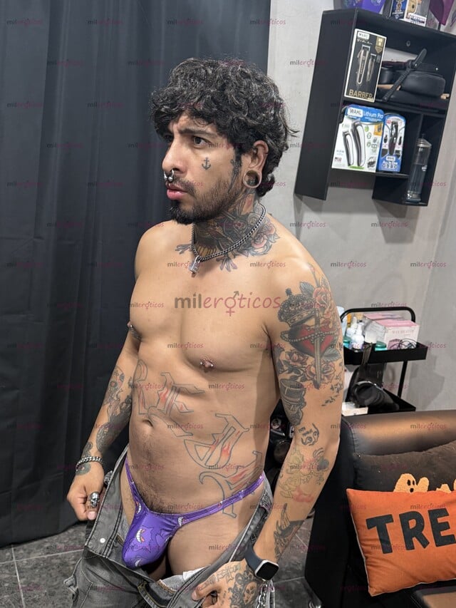 FOTOS DE MASAJE RELAJANTE DE CHACAL LECHERO TATUADO VERGON FINAL FELIZ ERÓTICO CALIENTE