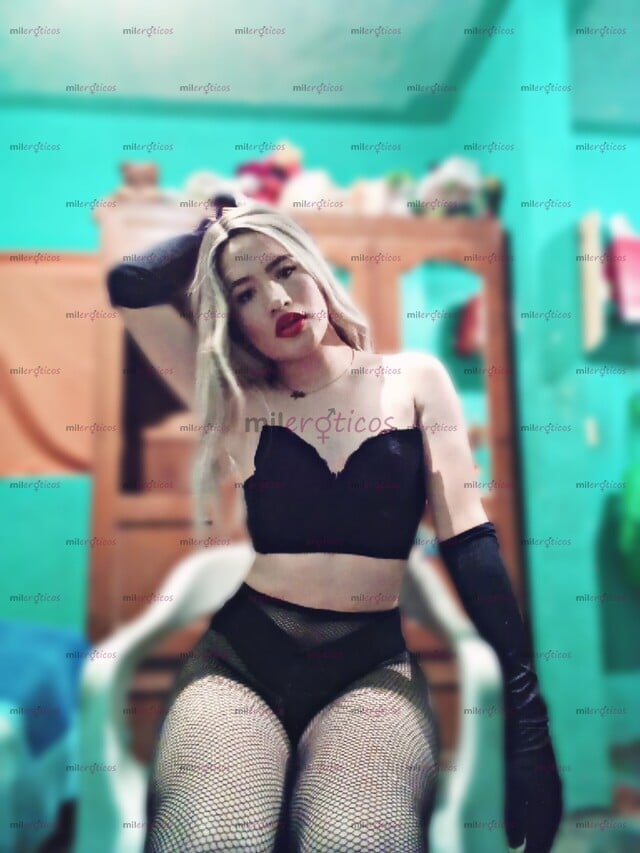 FOTOS DE NICOLE TRANS 25 AÑOS, ALTA, DELGADA DE TEZ BLANCA Y NALGONA
