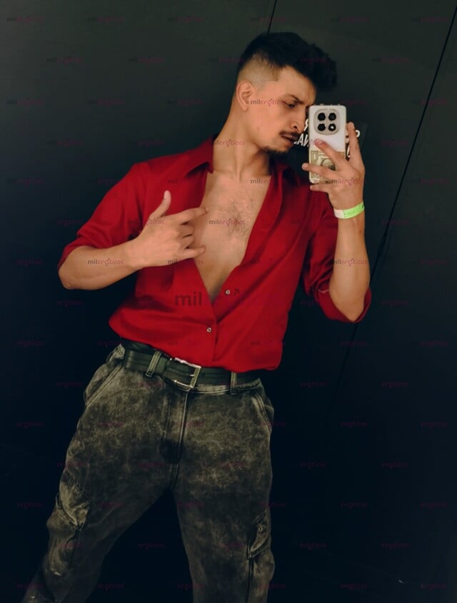 FOTOS DE ACTIVO DOMINANTE PLACER EXCLUSIVO