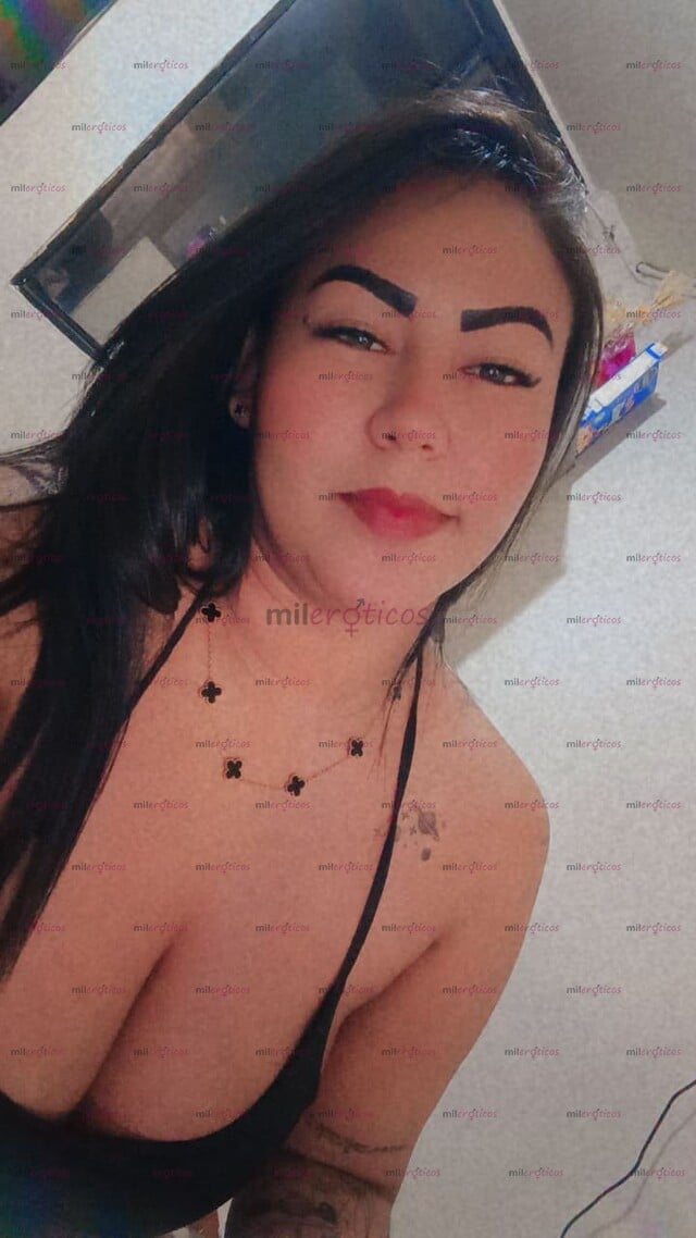 FOTOS DE CAMI..UNA HERMOSA JOVEN NUEVA EN LA INDUSTRIA.ATRIBUTOS NATURALES Y COMPLACIENTE