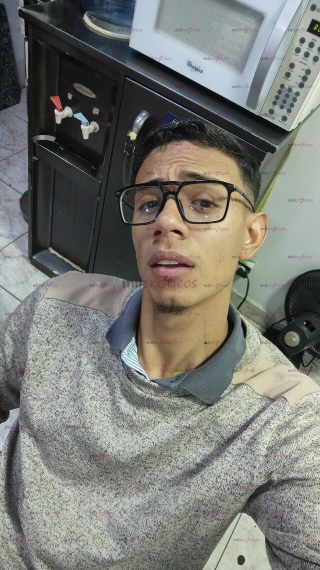 FOTOS DE HOLA! SOY UN CHICO FLACO ALTO ATLETICO DE BUENA ENERGÍA Y SUPER COMPLACIENTE