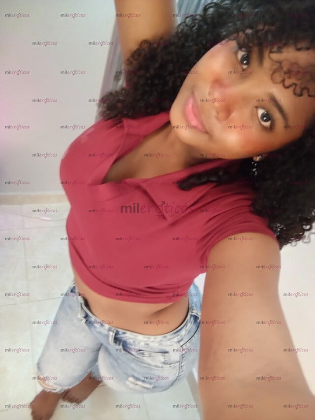 FOTOS DE HOLA AMOR PODEMOS PASAR JUNTOS UN RATO MUY RICO PARA AMBOS