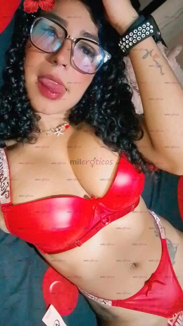 FOTOS DE SEXY Y APRETADITA CHICA ESPERANDO PARA CUMPLIR TUS MEJORES DESEOS Y FANTASIAS