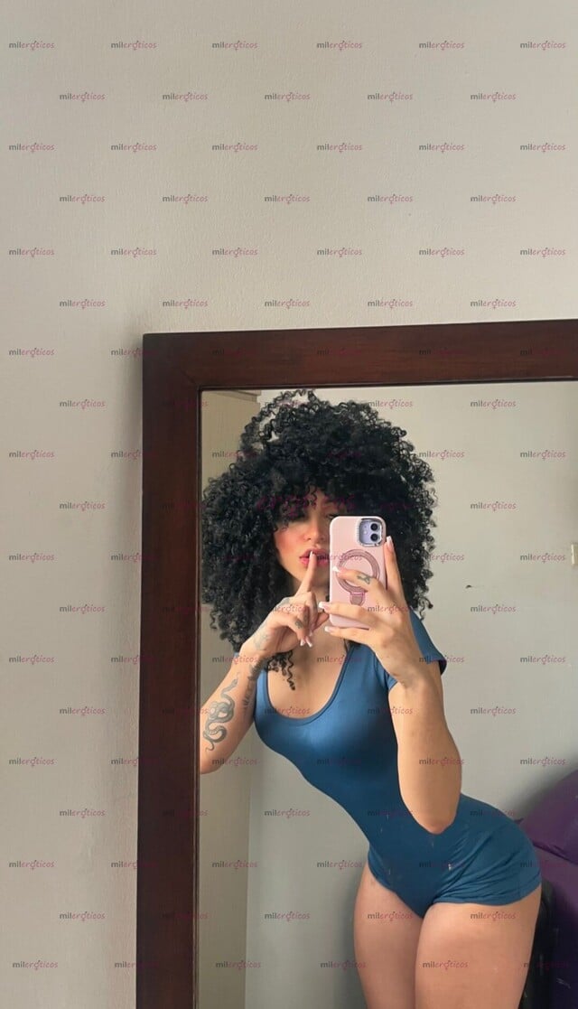 FOTOS DE FEMENINA Y AGUANTADORA COSTEÑA FITNESS UNA VERDADERA SENSACION DELUXE
