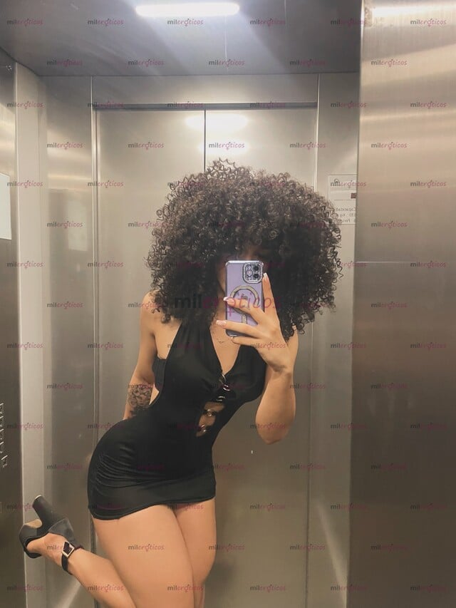 FOTOS DE FEMENINA Y AGUANTADORA COSTEÑA FITNESS UNA VERDADERA SENSACION DELUXE
