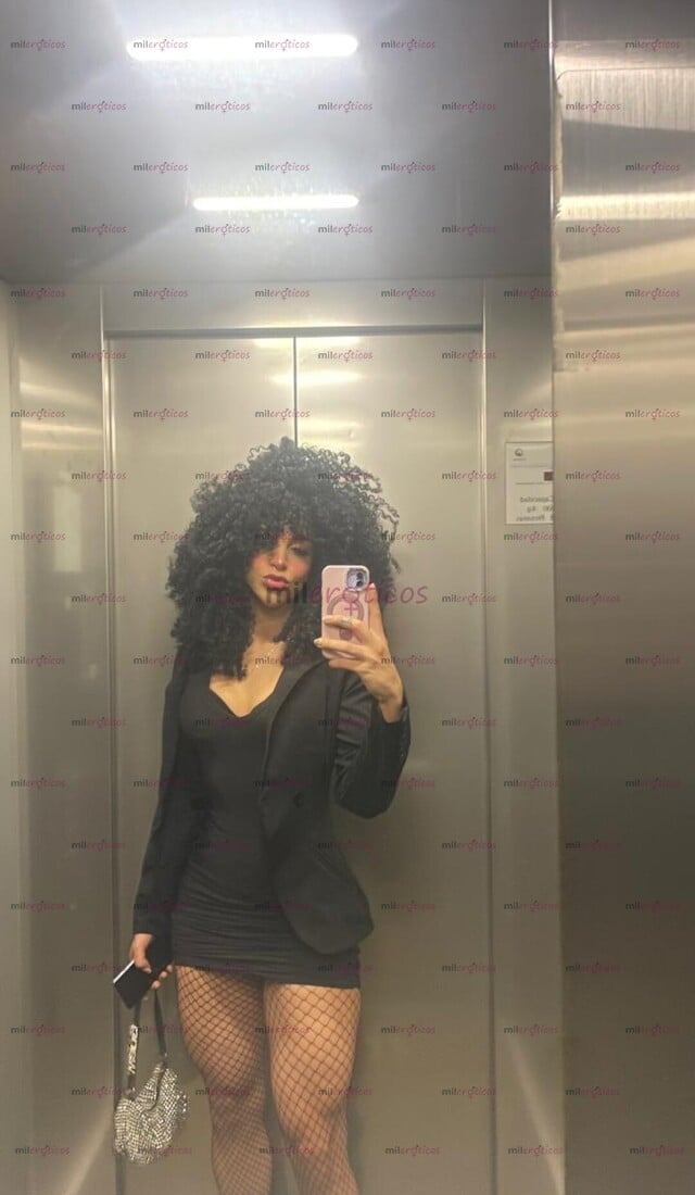 FOTOS DE FEMENINA Y AGUANTADORA COSTEÑA FITNESS UNA VERDADERA SENSACION DELUXE