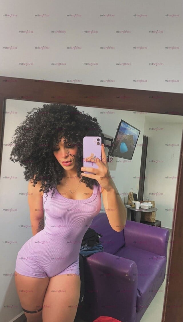 FOTOS DE FEMENINA Y AGUANTADORA COSTEÑA FITNESS UNA VERDADERA SENSACION DELUXE