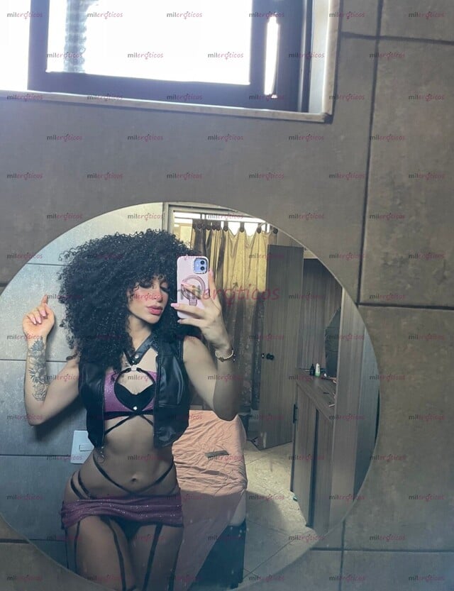 FOTOS DE FEMENINA Y AGUANTADORA COSTEÑA FITNESS UNA VERDADERA SENSACION DELUXE