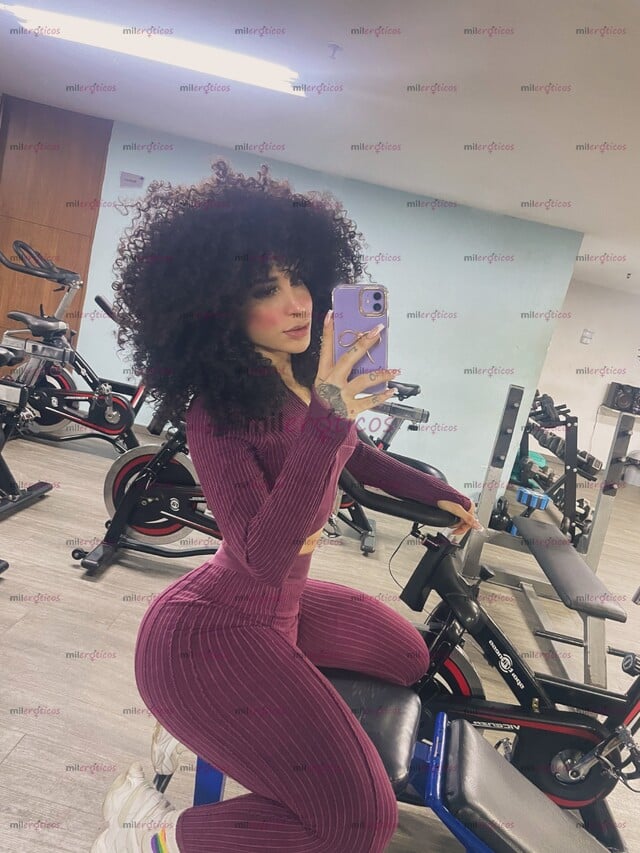 FOTOS DE FEMENINA Y AGUANTADORA COSTEÑA FITNESS UNA VERDADERA SENSACION DELUXE