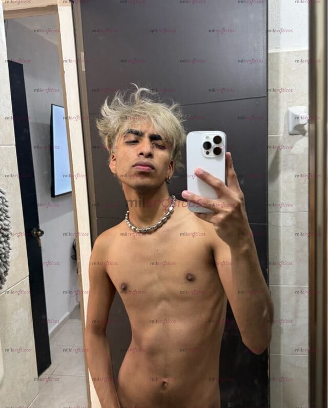 FOTOS DE CHICO UNIVERSITARIO SUMISO PASIVO CALIENTE ATRACTIVO Y LIMPIO