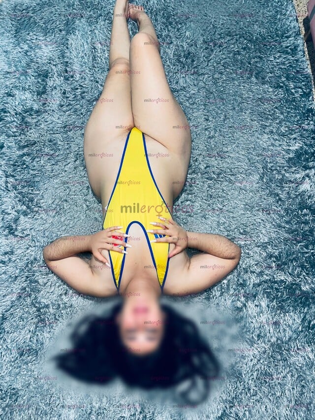 FOTOS DE HERMOSA JOVENCITA DE 18 AÑOS JUGUETONA ADICTA AL SEXO ORAL Y LIMPIEZA PROFUNDA