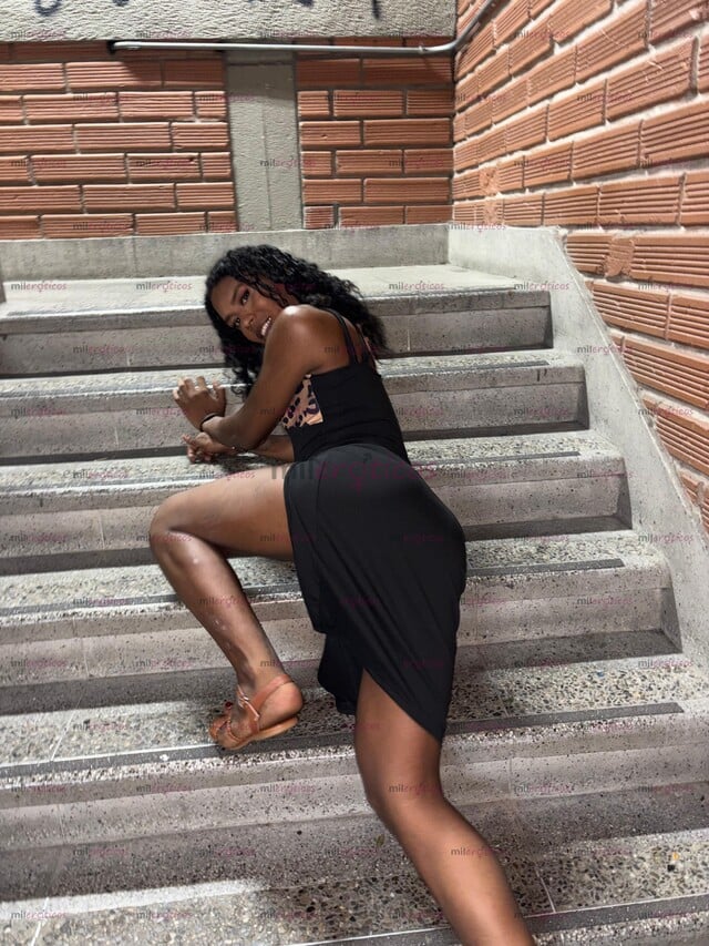FOTOS DE SOY TODO UN DELEITE EXÓTICO PARA HOMBRES SOLVENTES