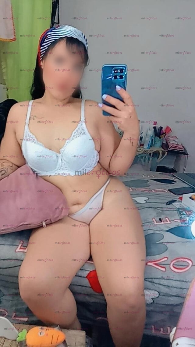 FOTOS DE PAPI SOY LOLA UNA CHICA ARDIENTE CON PEZONES COLOR CANELA