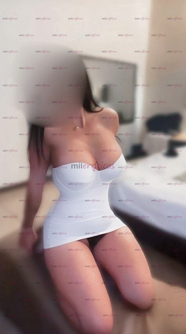 FOTOS DE MUÑEQUITA PELINEGRA, ROSTRO HERMOSO Y CURVAS DE IMPACTO
