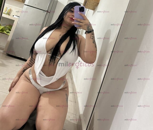 FOTOS DE CELESTE COLOMBIANA 25 AÑOS SÚPER COMPLACIENTE CON LUGAR