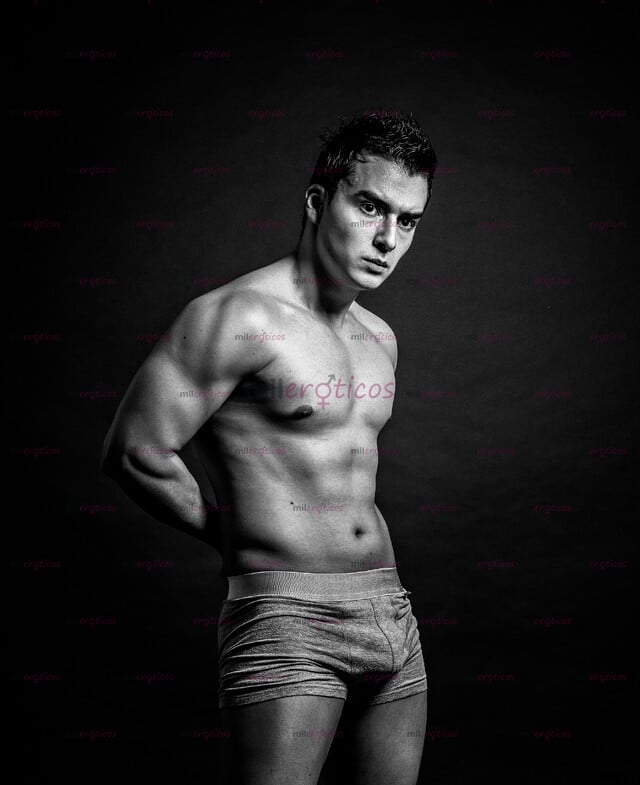FOTOS DE MODELO FITNESS GIGOLO 100% HETEROSEXUAL BIEN DOTADO
