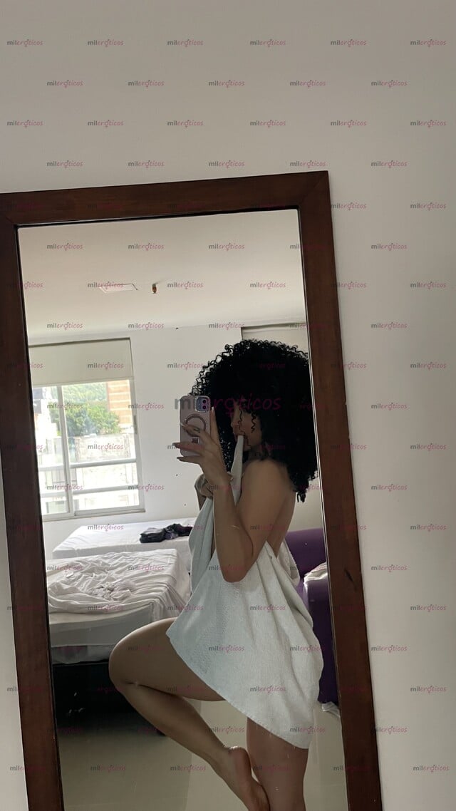 FOTOS DE FEMENINA Y AGUANTADORA COSTEÑA FITNESS UNA VERDADERA SENSACION DELUXE