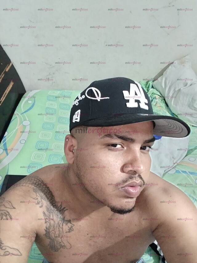FOTOS DE HOLA SOY ANDRÉS CHICO MORENO VERSÁTIL VERGON 20 CM VEN Y DISFRUTA DEL PLACER