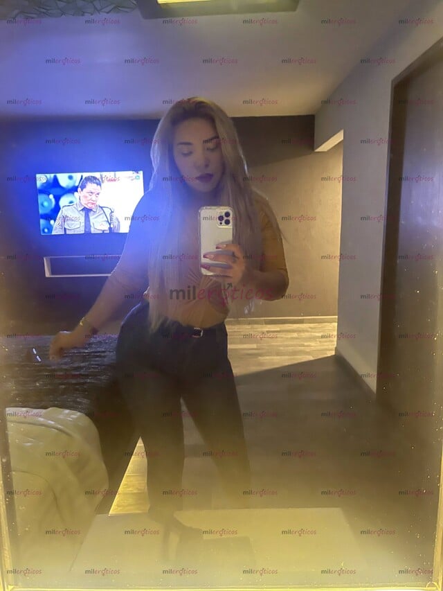 FOTOS DE PAPII MI TRATO ES SUPER RICO TOTALMENTE DE NOVIOS!! SUPER HOTT!!!
