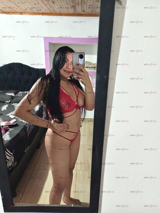 FOTOS DE HERMOSA TOLIMENSE, ROSTRO ANGELICAL, CUERPO NATURAL, BUENA ATENCIÓN Y EDUCADA