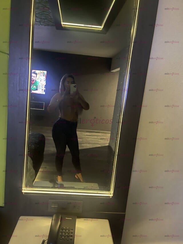 FOTOS DE PAPII MI TRATO ES SUPER RICO TOTALMENTE DE NOVIOS!! SUPER HOTT!!!