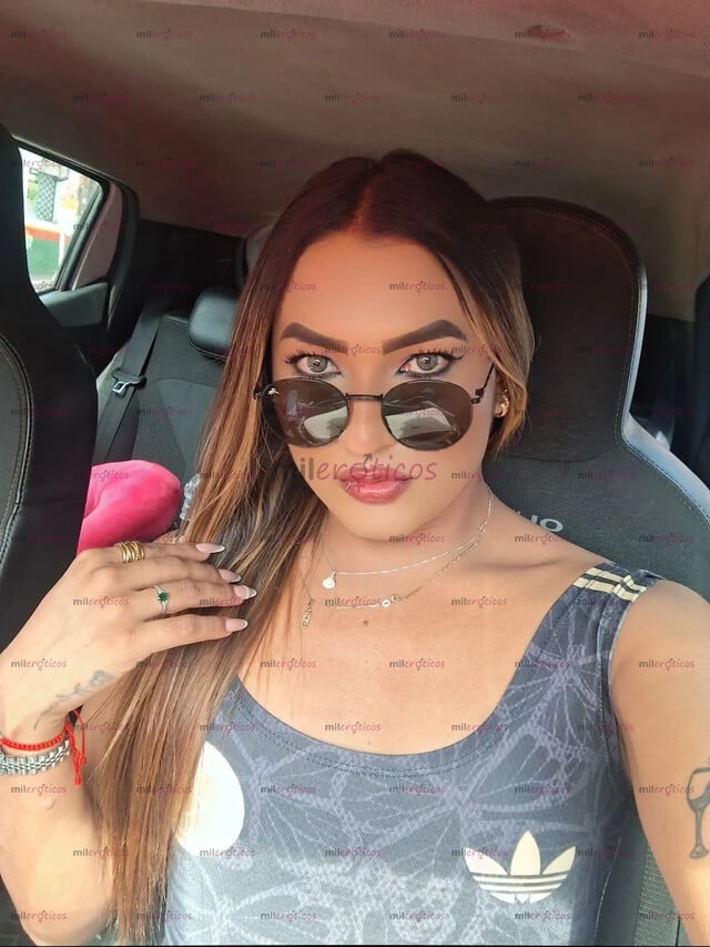 FOTOS DE UNA DULCE NIÑA19AÑITOS LA DAMA DEL DIA Y LA NOCHE: BELLEZA, MISTERIO Y UN PRECIO