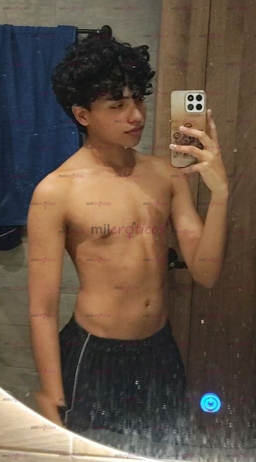 FOTOS DE SOY UN JOVEN MULATO PASIVO DISPUESTO A COMPLACER TUS DESEOS MÁS PERVERTIDOS