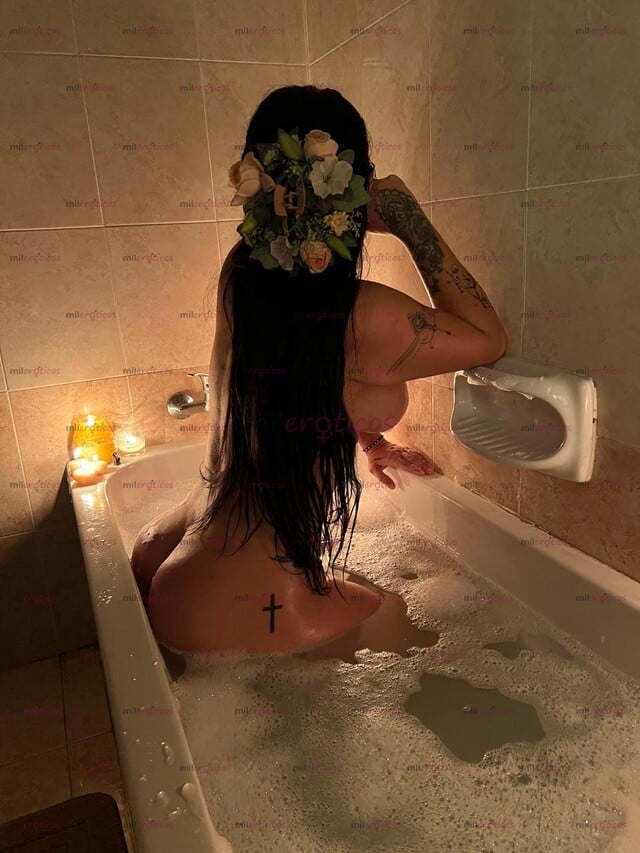 FOTOS DE HOLA MI AMOR SOY GÉMINIS UNA HERMOSA PELINEGRA DE CUERPO VOLUDTUOSO VIP
