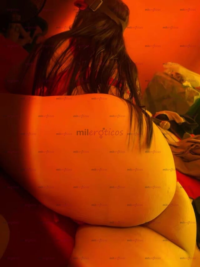 FOTOS DE FLACA HERMOSA DE OJOS CLAROS PIEL BLANCA CUERPO NATURAL QUIERO COMPLACERTE