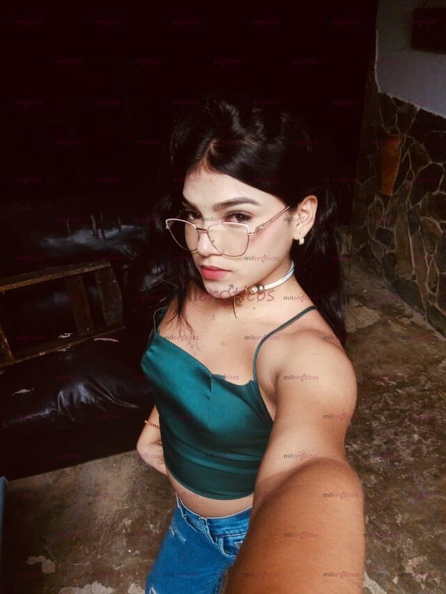 FOTOS DE VALERIA! PROMOCION 10K, TENGO 18AÑOS Y ME GUSTARÍA EXPERIMENTAR CONTIGO AMOR