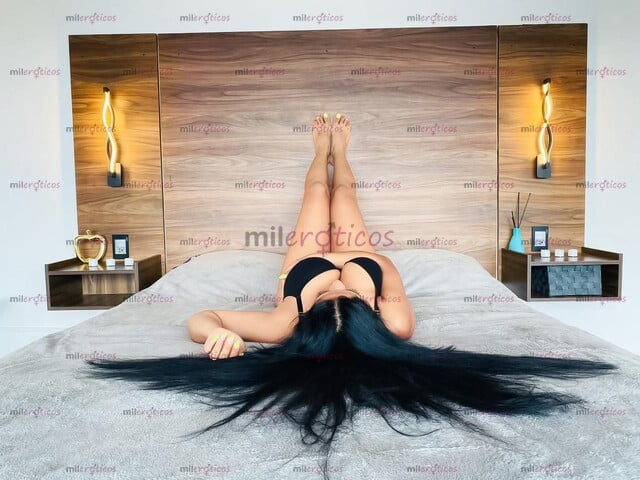 FOTOS DE CHICHONA MORENA EXHUBERANTE CON GANAS DE COGERTE