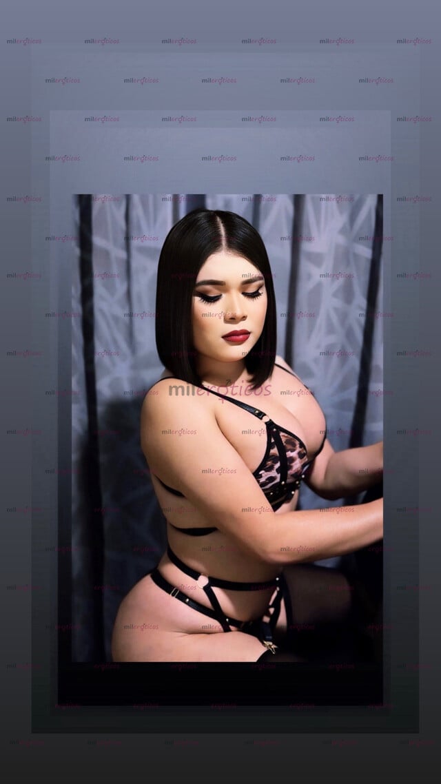 FOTOS DE DOMINANTE O SUMISA .! BESO NEGRO U BLANCO .!CON LUGAR