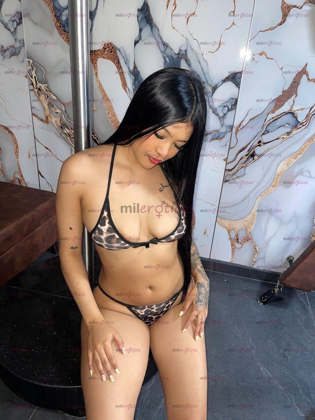 FOTOS DE SHANEL FLAQUITA BONITA TATUADITA RECIÉN LLEGADA A LA CUIDAD