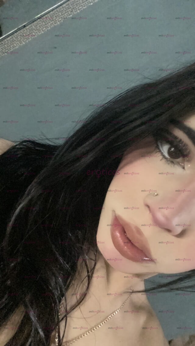 FOTOS DE ME LLAMO ANGI SOY UNA CHICA TRANS DE 18 AÑOS MUY LINDA Y AMABLE
