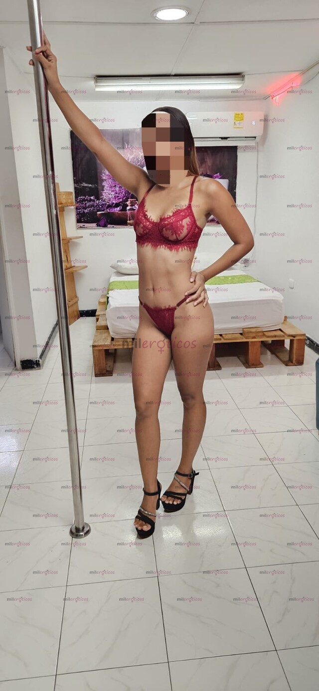 FOTOS DE MEGAN LA POLLITA MAS ARRECHA MUY JOVEN ARDIENTE SENSUAL