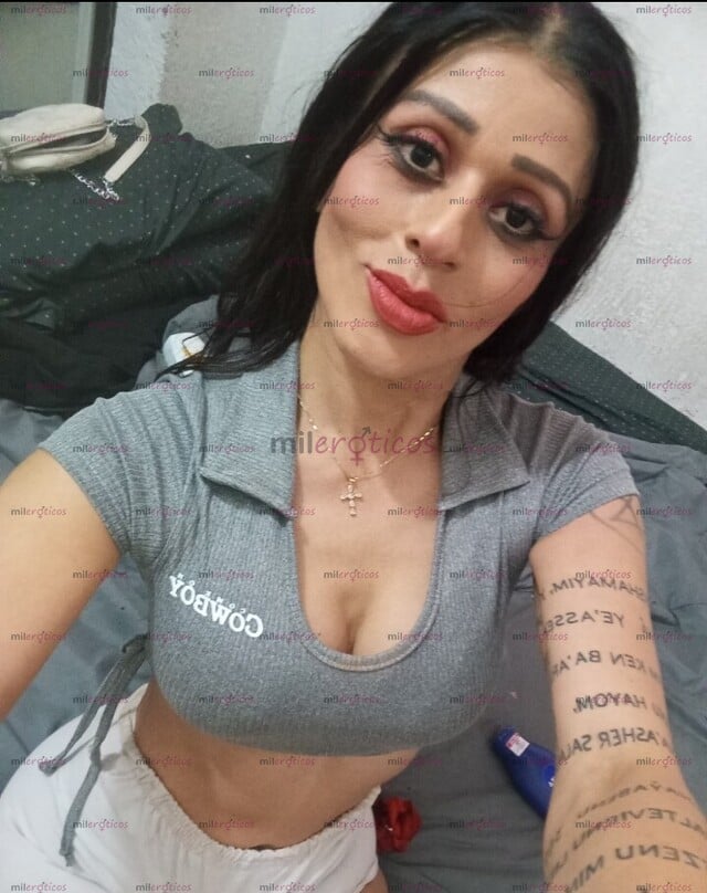 FOTOS DE LA MAESTRA ESPECIALISTA EN SEXO ORAL PROFUNDO SUAVE Y CALIENTITO